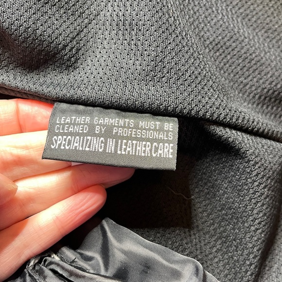 Women's Leather Motorcycle Jacket - Picture 7 of 7